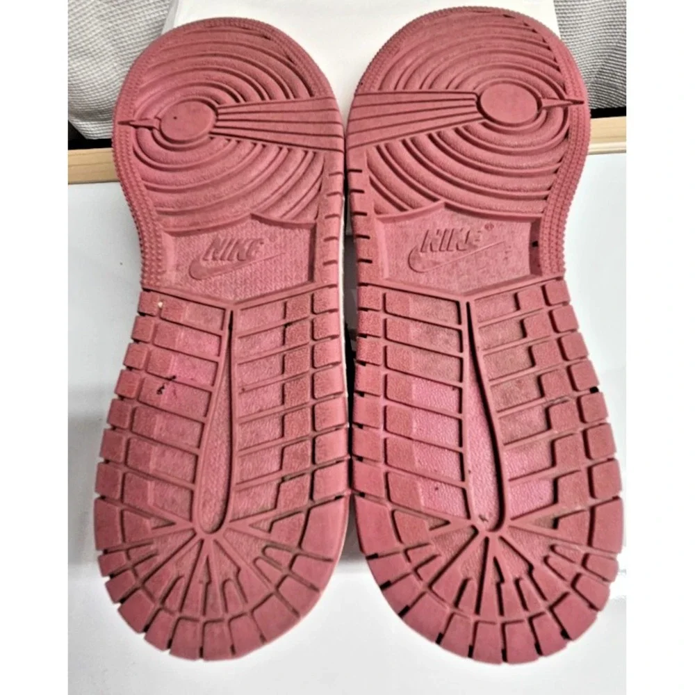 NIKE girls‎ Air Jordan DQ8423-616 pink white basketball shoes Sz 5Y